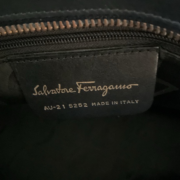 Salvatore Ferragamo Navy Canvas & Leather Shoulder Bag - Picture 5 of 7